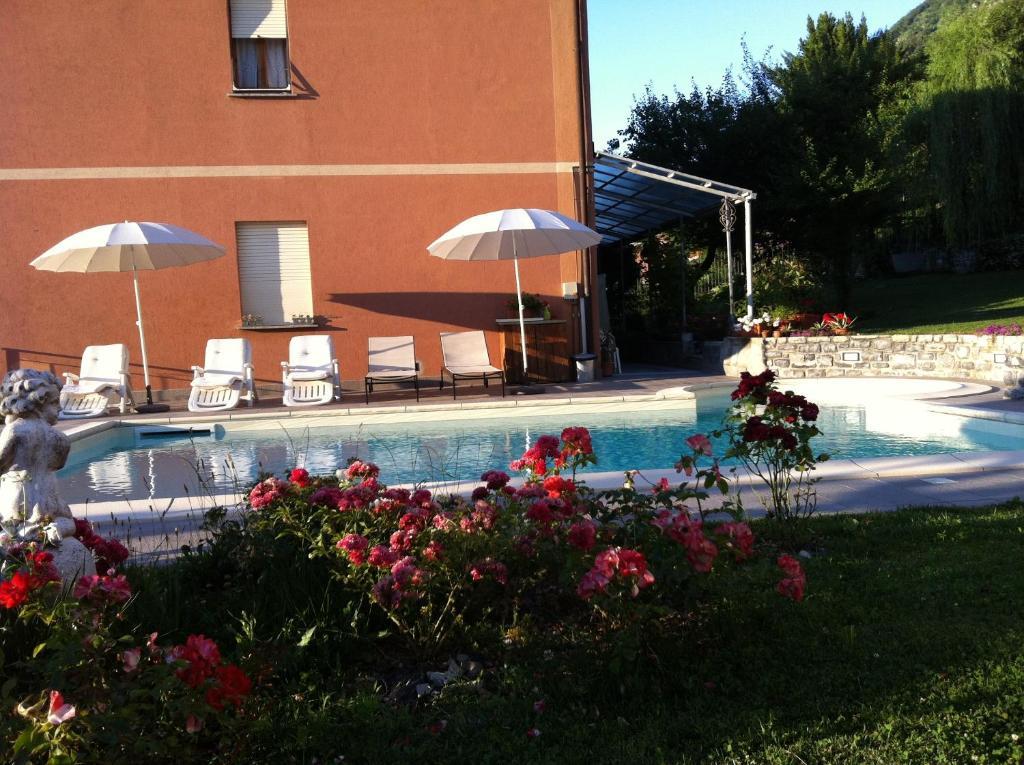 B&B Cherry En Rose Lezzeno Exterior foto